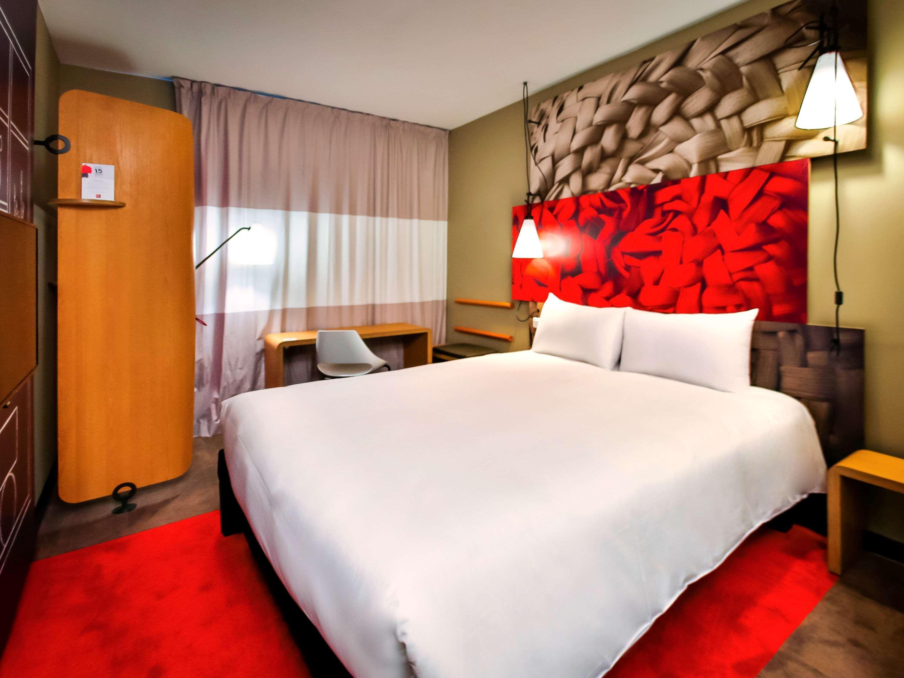 Ibis Agdal