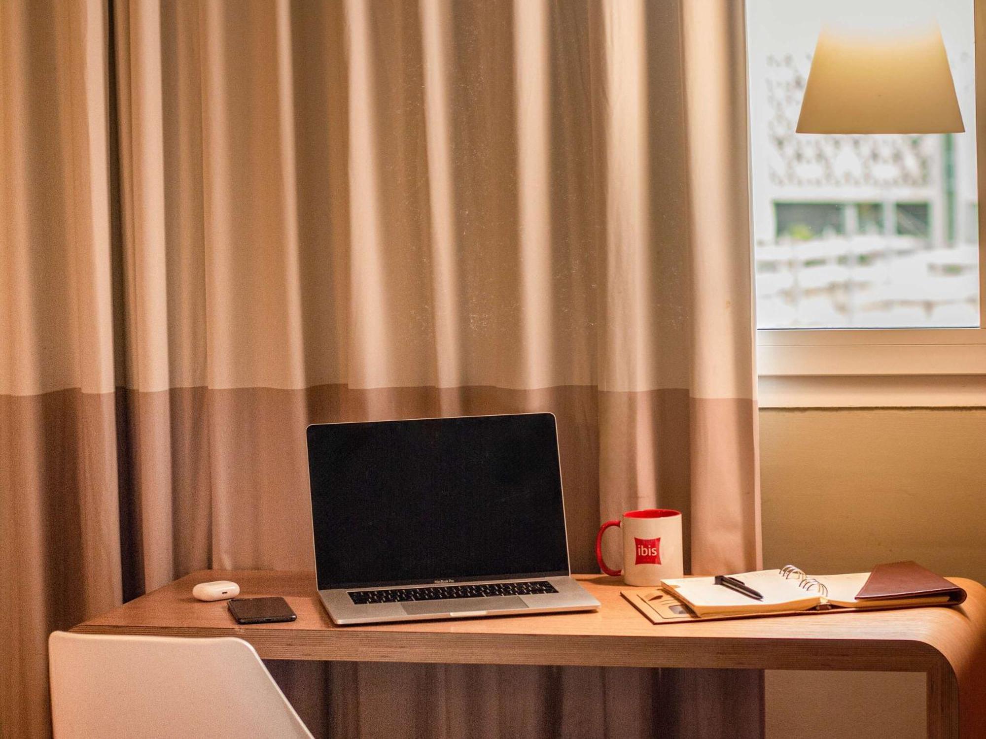Ibis Agdal Hotel 3*